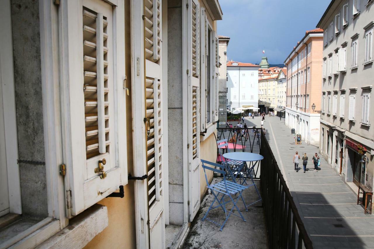 Residence Fortino Trieste Exteriör bild